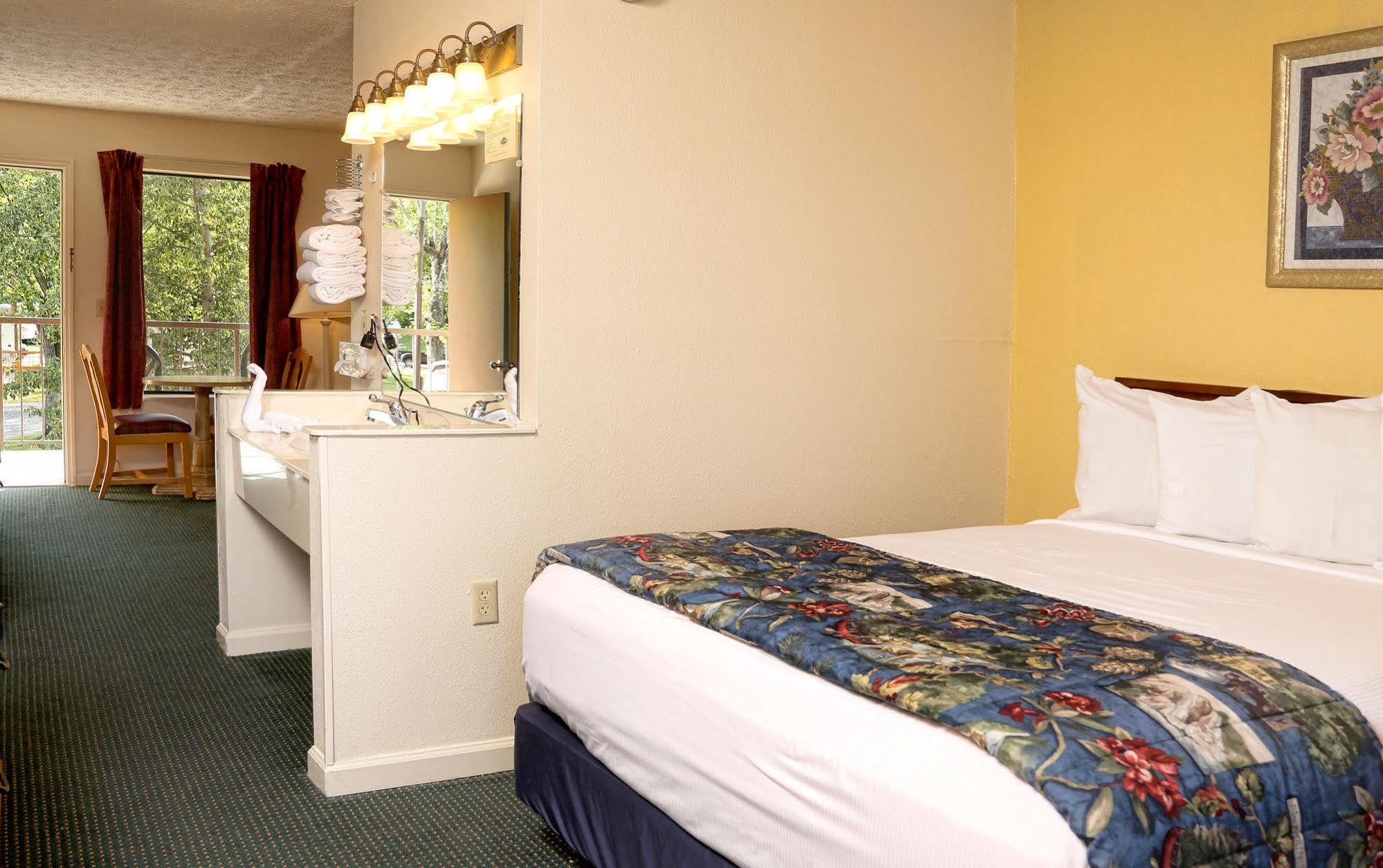 Creekstone Inn Pigeon Forge Dış mekan fotoğraf